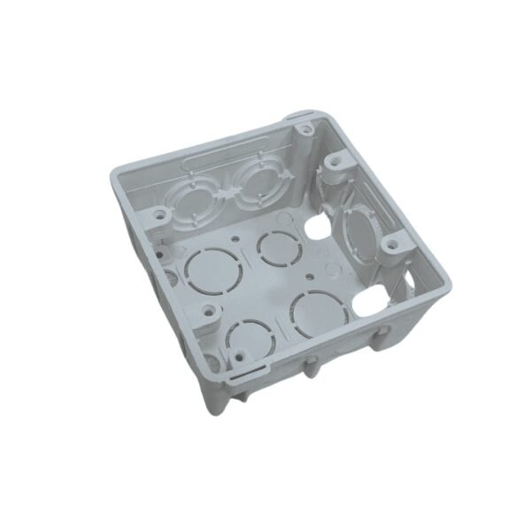 Caja plastica 4x4 blanca induma (408)